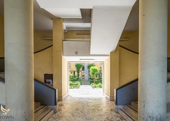 Mr Brown - Monteverde House Rome